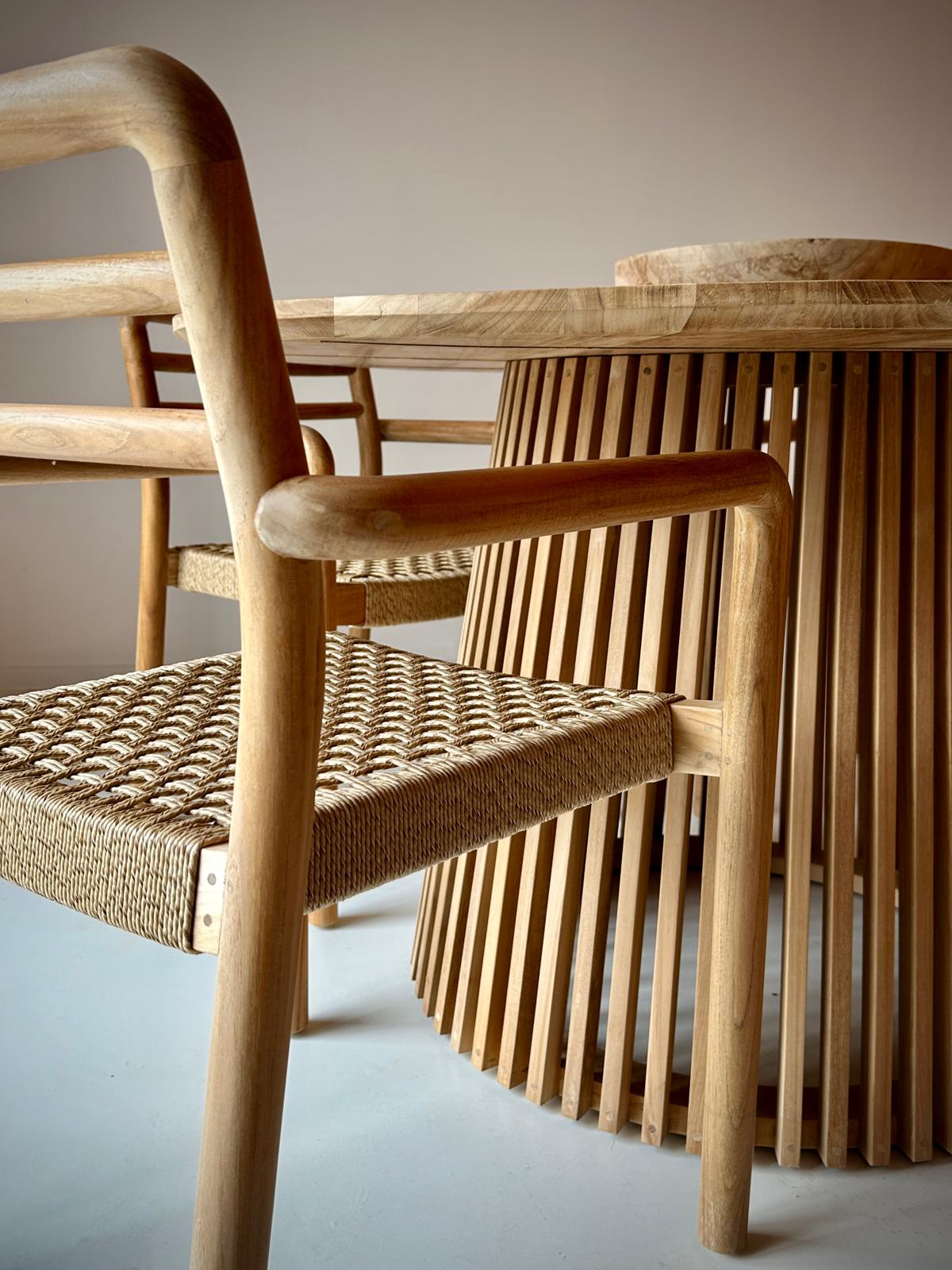 Naluma dining chair