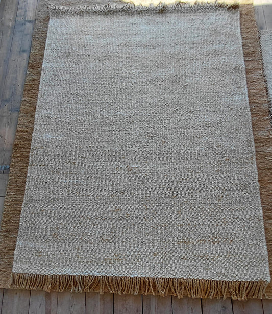 PLAIN JUTE/HEMP FRINGES 1.70 X2.40 Mtr WHITE NATURAL