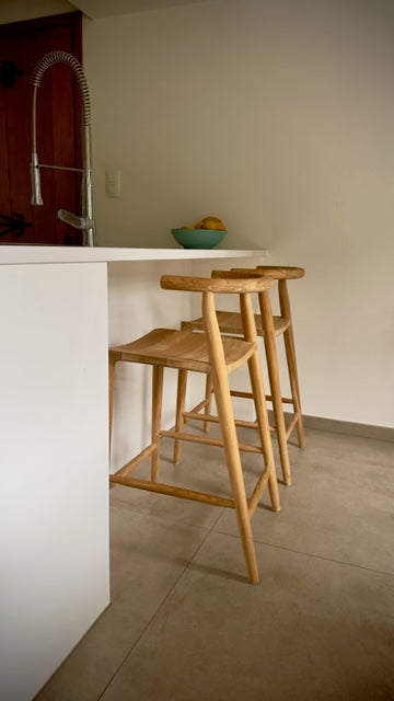 Izumi counter stool