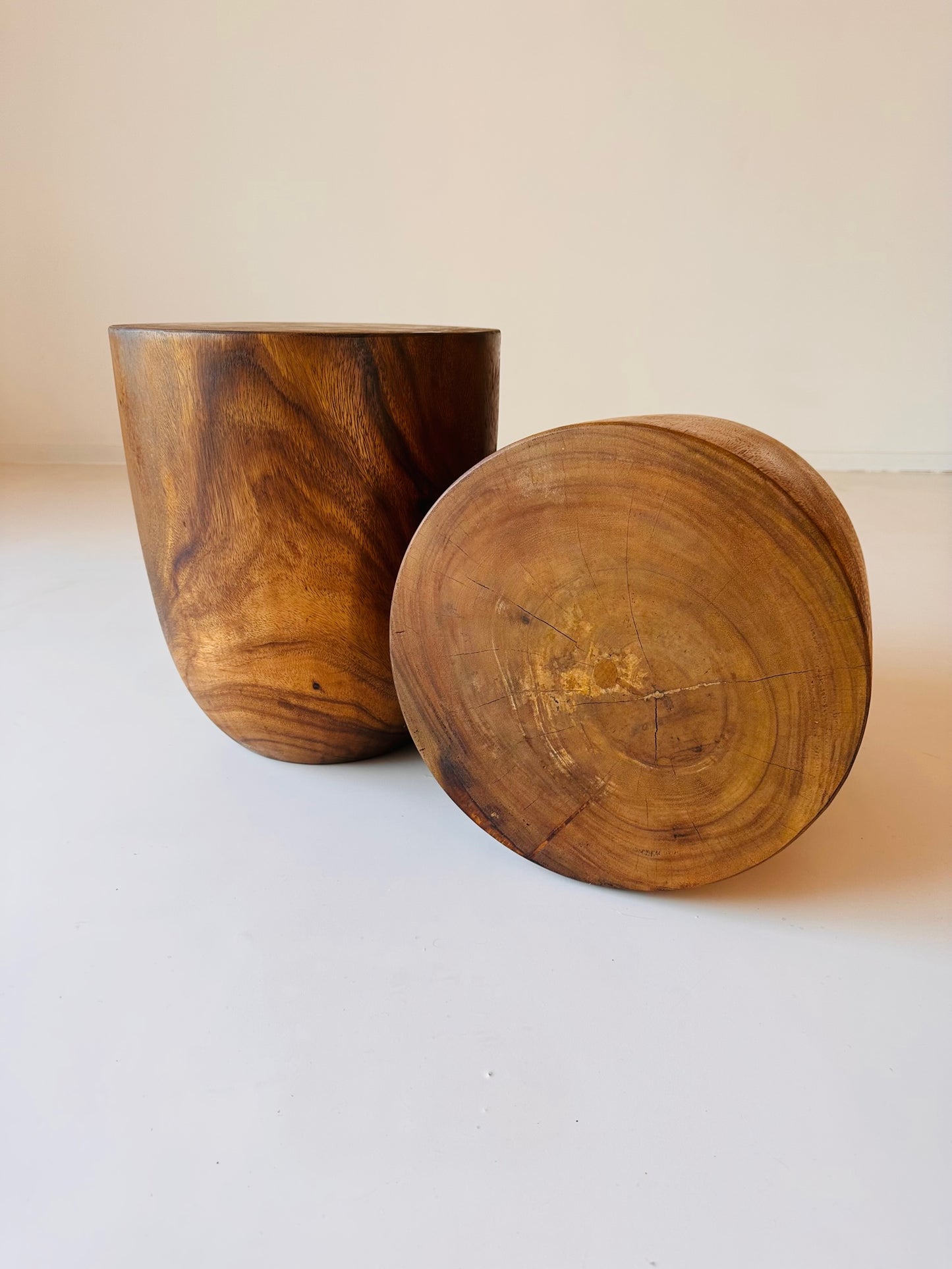 Luwuk stool