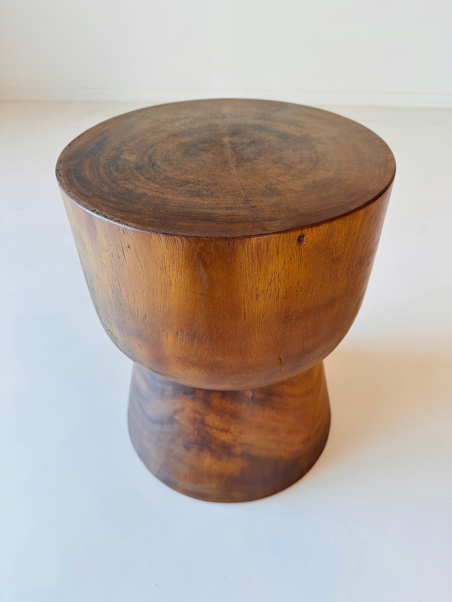 Okapi stool