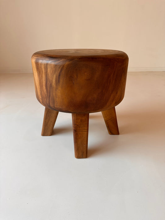 Sengari stool