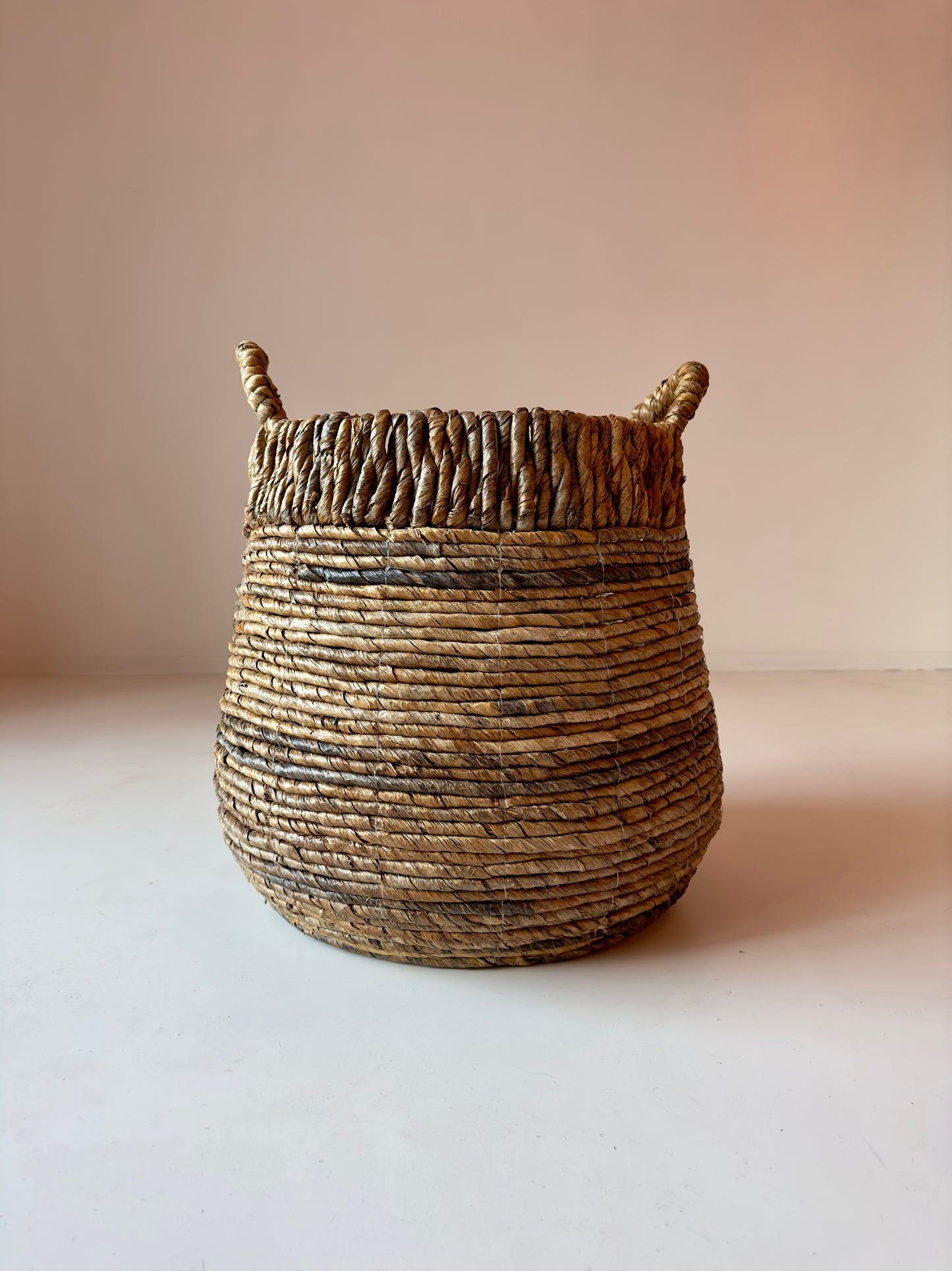 Nambiti basket