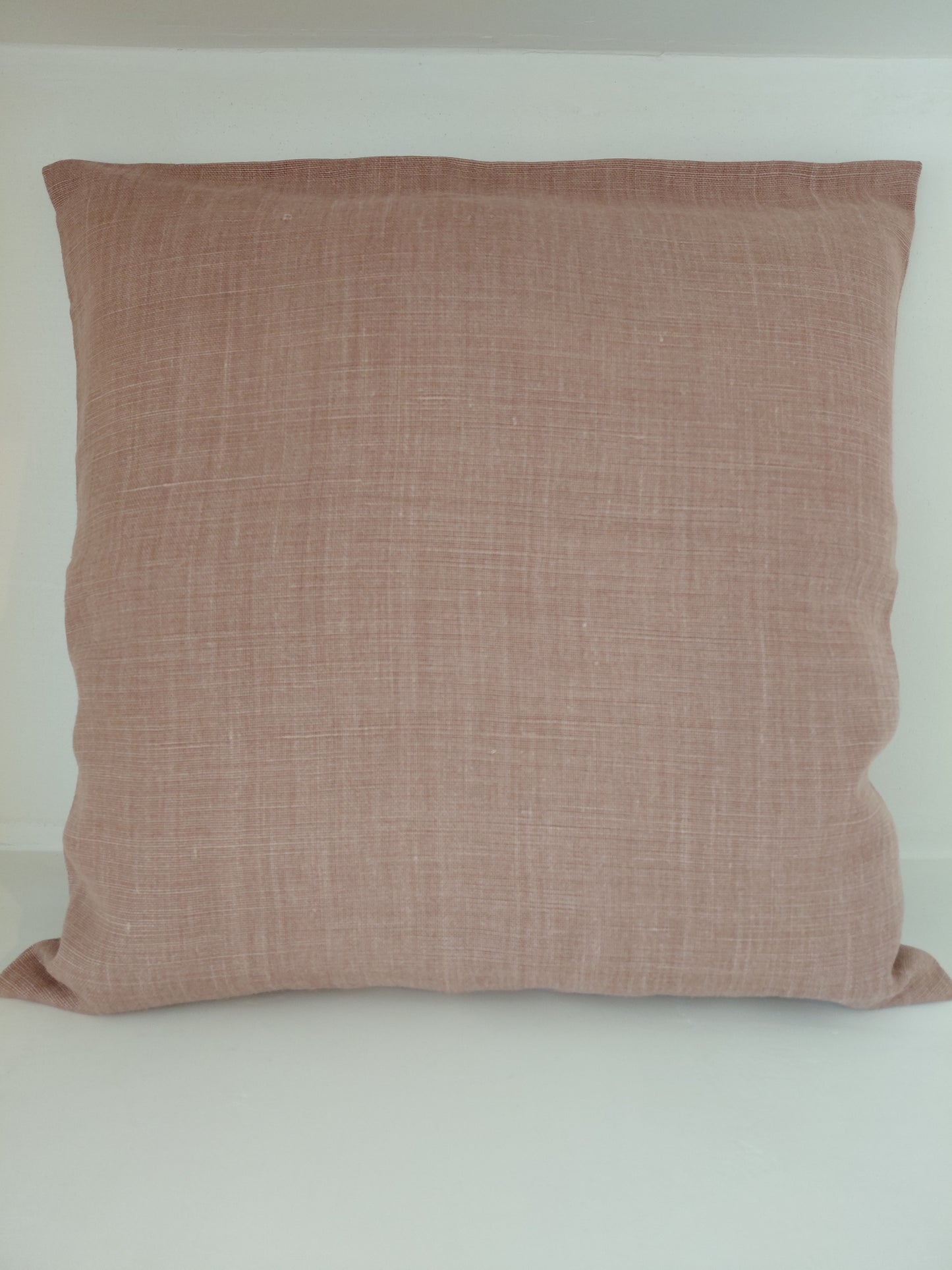 The Secret of Ogimi x Libeco Linen Pillow  Pêche Melba 50 x 50