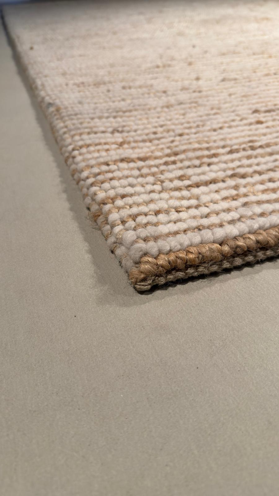 STRIPE WOOL/JUTE/HEMP  3.00 x 4.00 Mtr NATURAL/WHITE